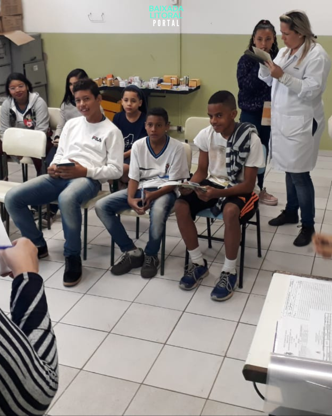 Estudantes de Guarujá recebem vacina  contra o HPV nas escolas, a partir do dia 6